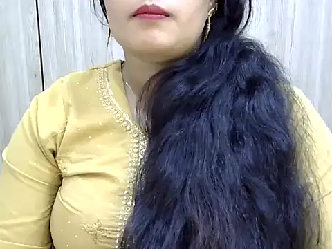 Muskan Jha online show from March 28, 1:22 pm
