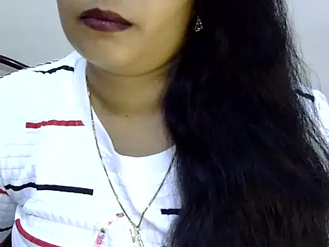 Muskan Jha online show from April 11, 1:04 pm