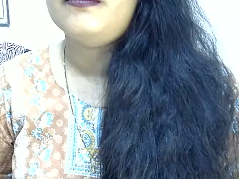 Muskan Jha online show from April 16, 1:06 am