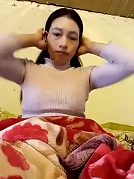 Snapshot of _Su-Su_ chatting on November 17, 6:41 am Su-Su online show from November 17, 6:41 am