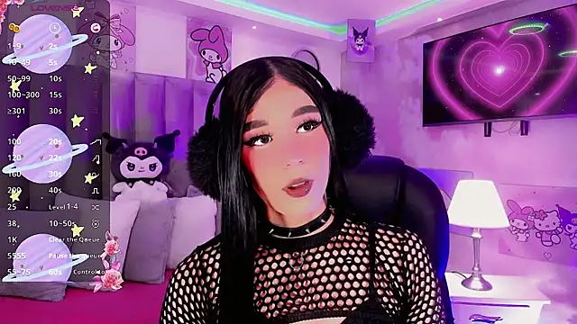 dearAlanaxxx online show from January 13, 8:36 pm