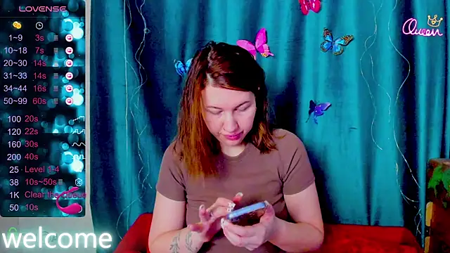 LillyRayRay online show from December 15, 12:59 am