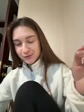 Snapshot of oh_yes_baby chatting on November 17, 1:50 pm oh yes baby online show from November 17, 1:50 pm