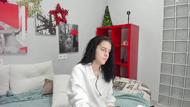 Lovely Audrey online show from December 14, 1:16 pm