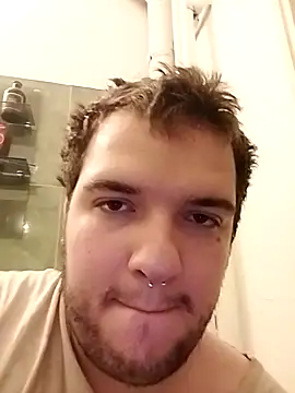 Snapshot of Ziulica chatting on November 20, 12:33 am Ziulica online show from November 20, 12:33 am