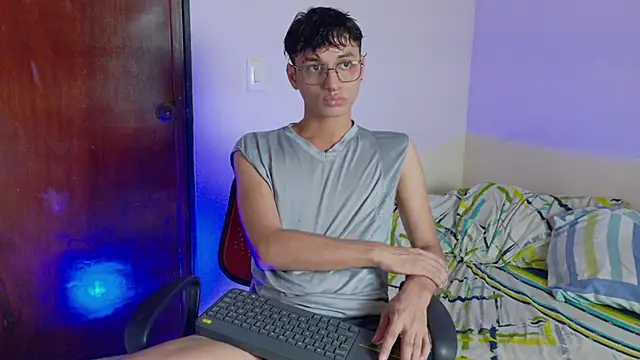 andrew dann online show from December 21, 7:10 pm