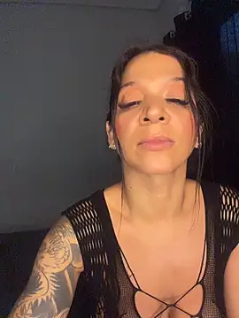 Snapshot of biadominatrix chatting on May 22, 1:17 pm biadominatrix online show from May 22, 1:17 pm