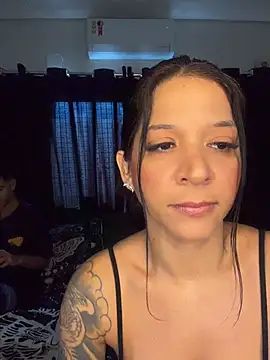 Snapshot of biadominatrix chatting on May 30, 3:31 pm biadominatrix online show from May 30, 3:31 pm