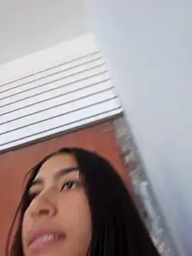 skinnyrox online show from December 15, 7:18 pm