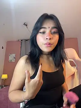 Sophie wyld online show from November 18, 11:26 pm