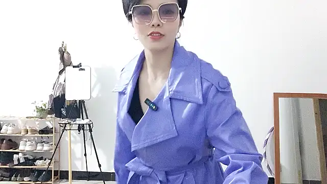 adele8731 online show from January 8, 2:30 pm