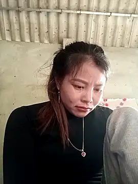 Snapshot of mon1-day chatting on December 2, 9:03 am mon1-day online show from December 2, 9:03 am