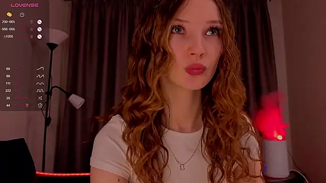 Alisavine online show from February 6, 7:28 pm