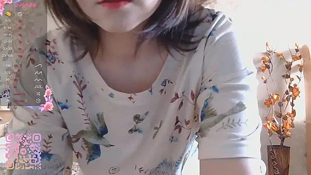 TianaMeiser online show from April 2, 11:19 am