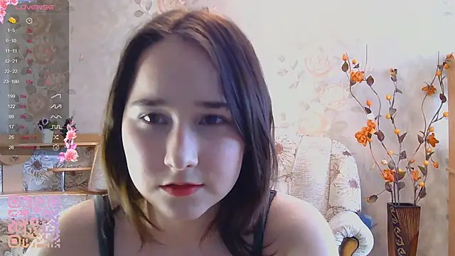 Snapshot of TianaMeiser chatting on April 23, 12:29 pm TianaMeiser online show from April 23, 12:29 pm