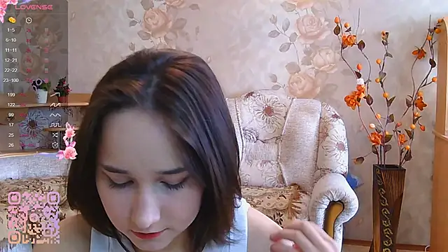 Snapshot of TianaMeiser chatting on April 25, 11:02 am TianaMeiser online show from April 25, 11:02 am