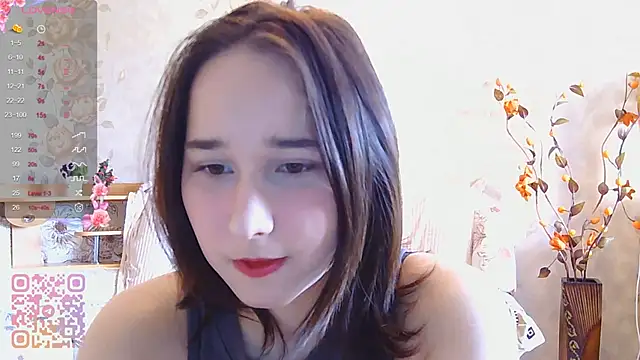 Snapshot of TianaMeiser chatting on May 15, 11:28 am TianaMeiser online show from May 15, 11:28 am