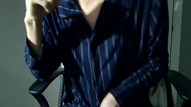 minhyuck001 online show from November 23, 2:39 pm