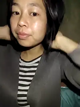 Snapshot of Cat-meow chatting on December 4, 11:24 pm Cat-meow online show from December 4, 11:24 pm