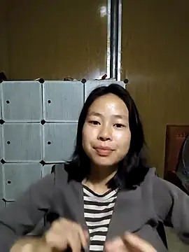 Snapshot of Cat-meow chatting on December 18, 2:01 pm Cat-meow online show from December 18, 2:01 pm