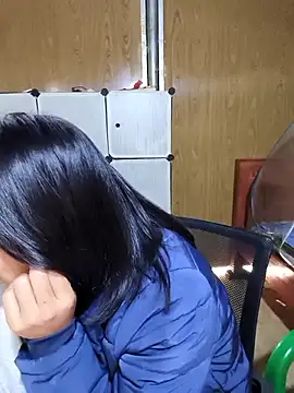 Snapshot of Cat-meow chatting on December 20, 2:40 am Cat-meow online show from December 20, 2:40 am