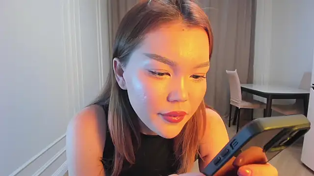 Snapshot of sakuraleen chatting on December 5, 7:21 pm sakuraleen online show from December 5, 7:21 pm