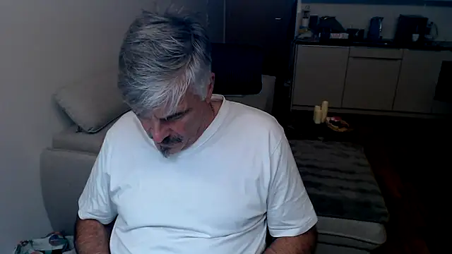 Buidapest online show from January 19, 11:03 am