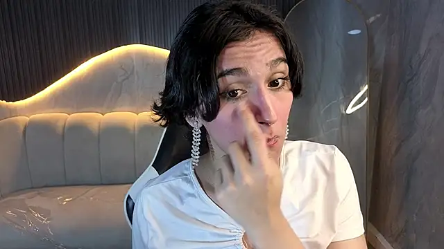 Snapshot of zoe_tp chatting on December 13, 8:14 pm zoe tp online show from December 13, 8:14 pm