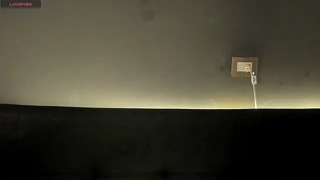 Snapshot of Angel-umbra chatting on November 26, 8:21 pm Angel-umbra online show from November 26, 8:21 pm