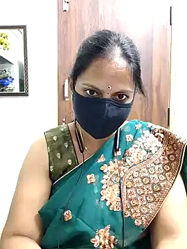 Queen-Neha online show from March 25, 8:04 pm