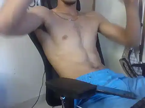 Snapshot of MischievousDuo chatting on November 22, 7:02 pm MischievousDuo online show from November 22, 7:02 pm