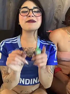 Dannii- online show from March 18, 3:53 am