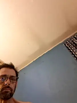 BIGDADDYSQUEEN online show from November 17, 2:28 am