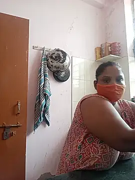 CUTE-LOVE-SWEETS online show from August 2, 5:50 am