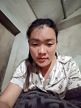 meomeo-00 online show from December 15, 2:32 pm