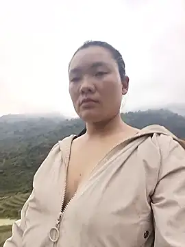 Snapshot of meomeo-00 chatting on February 20, 10:38 am meomeo-00 online show from February 20, 10:38 am