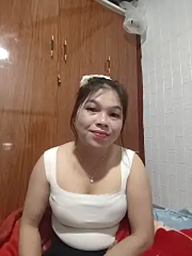 Snapshot of Cover-baa chatting on December 2, 8:48 pm Cover-baa online show from December 2, 8:48 pm