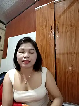 Snapshot of Cover-baa chatting on December 3, 9:46 pm Cover-baa online show from December 3, 9:46 pm