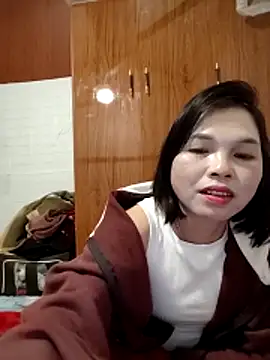 Snapshot of Cover-baa chatting on December 5, 1:42 pm Cover-baa online show from December 5, 1:42 pm