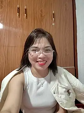 Snapshot of Cover-baa chatting on December 17, 8:59 pm Cover-baa online show from December 17, 8:59 pm