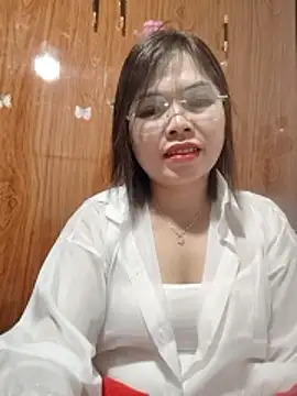 Snapshot of Cover-baa chatting on January 10, 12:51 pm Cover-baa online show from January 10, 12:51 pm