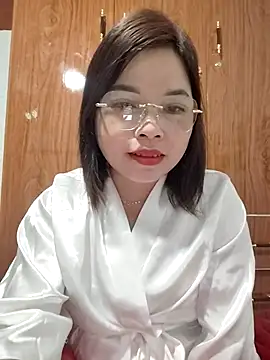 Snapshot of Cover-baa chatting on January 11, 10:26 pm Cover-baa online show from January 11, 10:26 pm