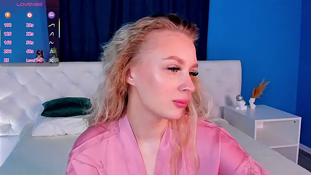 KiraRuiz online show from February 22, 12:56 am