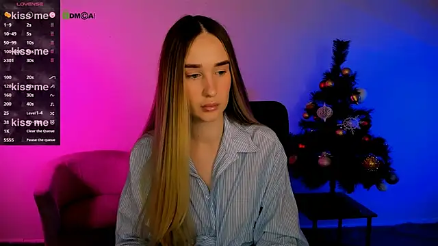  kellykitten  online show from December 17, 9:59 am