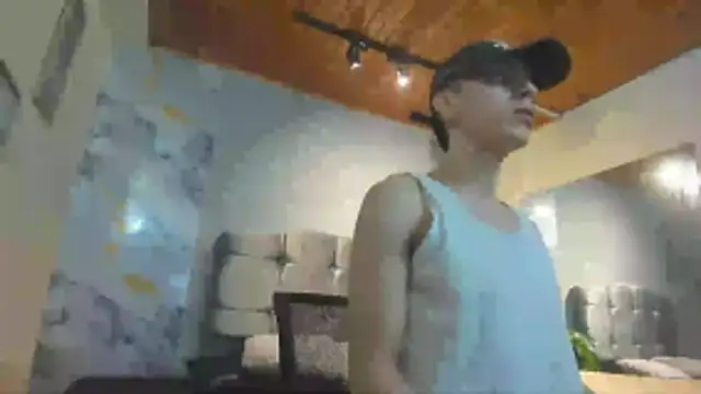 Snapshot of James_Adams_01 chatting on February 23, 12:46 pm James Adams 01 online show from February 23, 12:46 pm