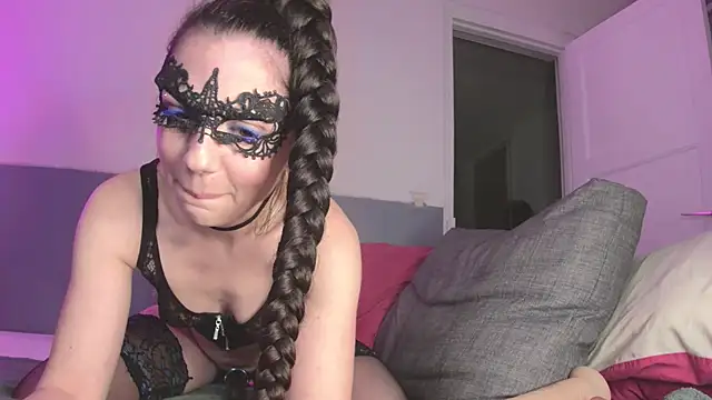 Tini squirt online show from February 10, 11:09 pm