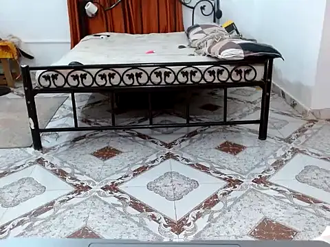 raveena hot online show from January 16, 2:21 pm