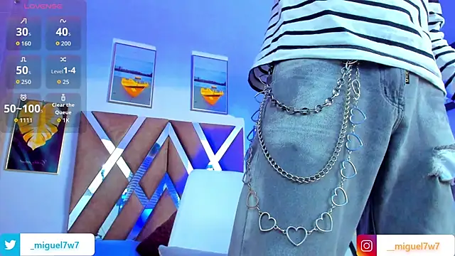   Miguel7w7 online show from November 28, 5:15 pm