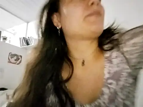 Satanatrix online show from January 19, 1:20 am