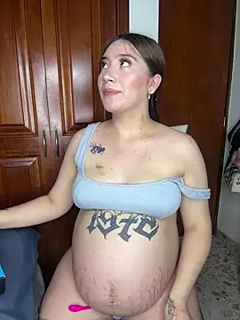 abiiegaill2 online show from January 17, 6:44 pm